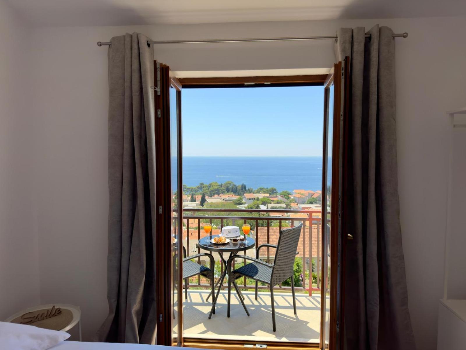 Accommodation Divanovic With Sea View Дубровник Екстер'єр фото