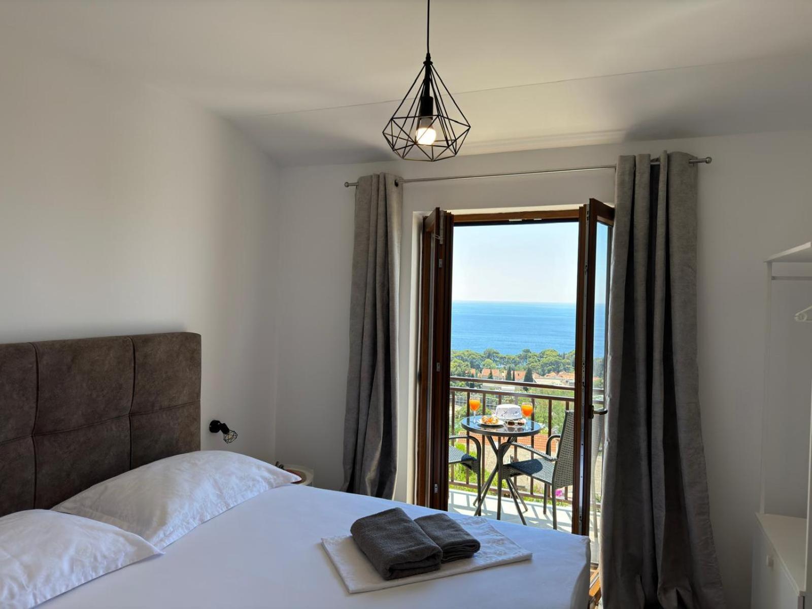 Accommodation Divanovic With Sea View Дубровник Екстер'єр фото